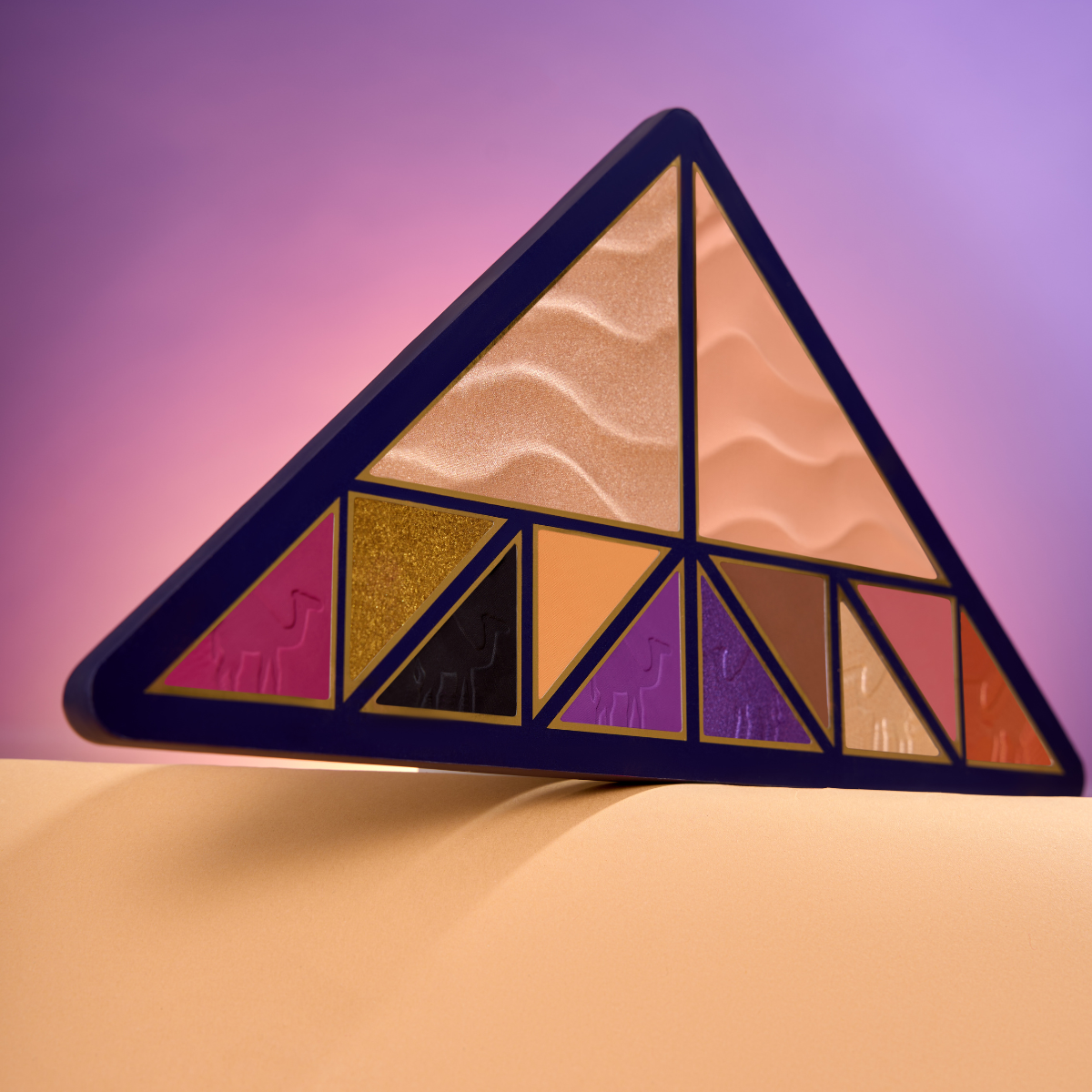 PALETA FARDURI DE OCHI THE DESERT EYESHADOW PALETTE